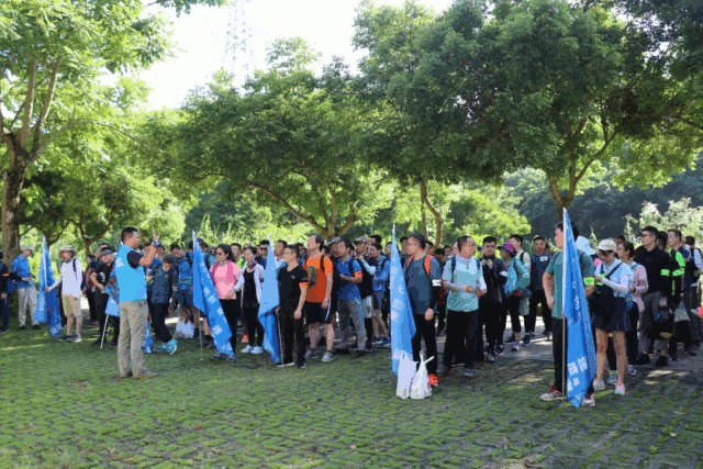 狗子28研究院团建2.gif 狗子28研究院团建2.gif